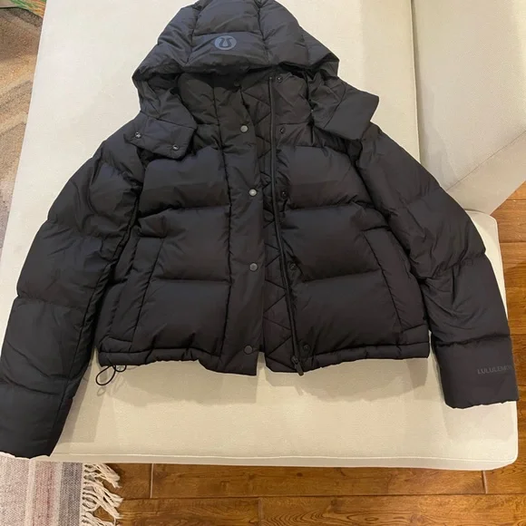 Lululemon Wunder Puff Cropped Jacket - Picture 2 of 9